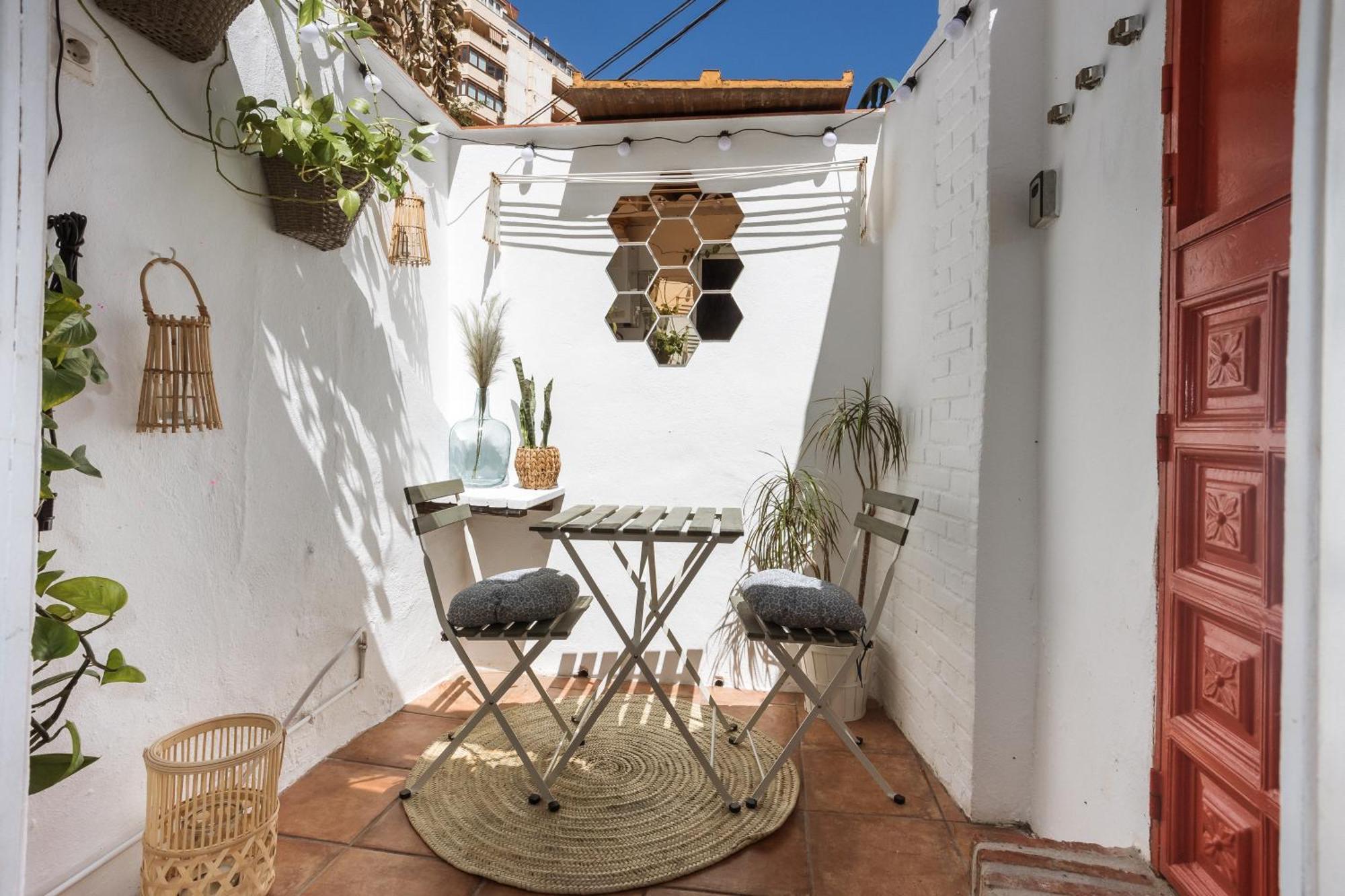 Naim Guest House Malaga Centro Esterno foto