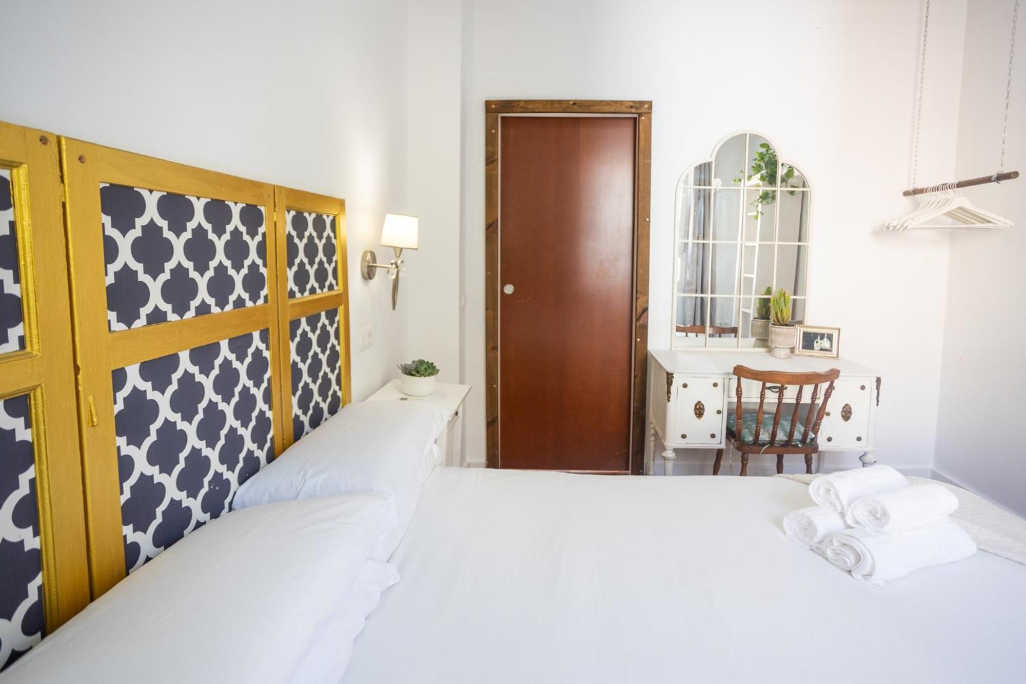 Naim Guest House Malaga Centro Esterno foto
