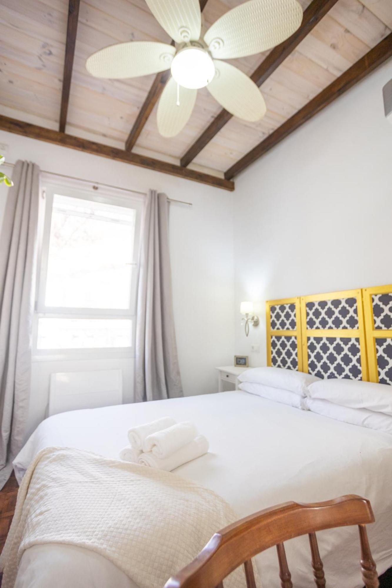 Naim Guest House Malaga Centro Esterno foto