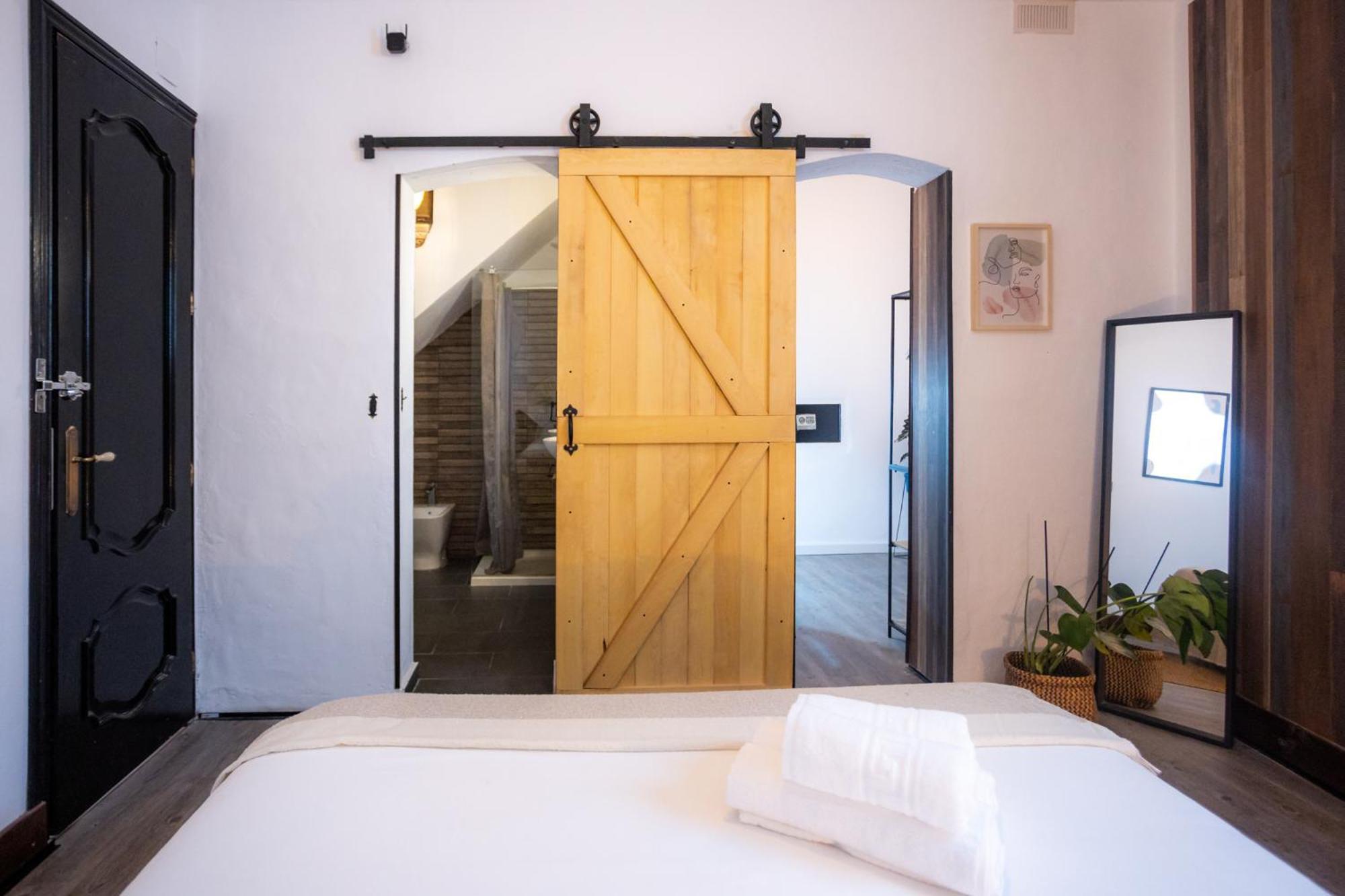 Naim Guest House Malaga Centro Esterno foto