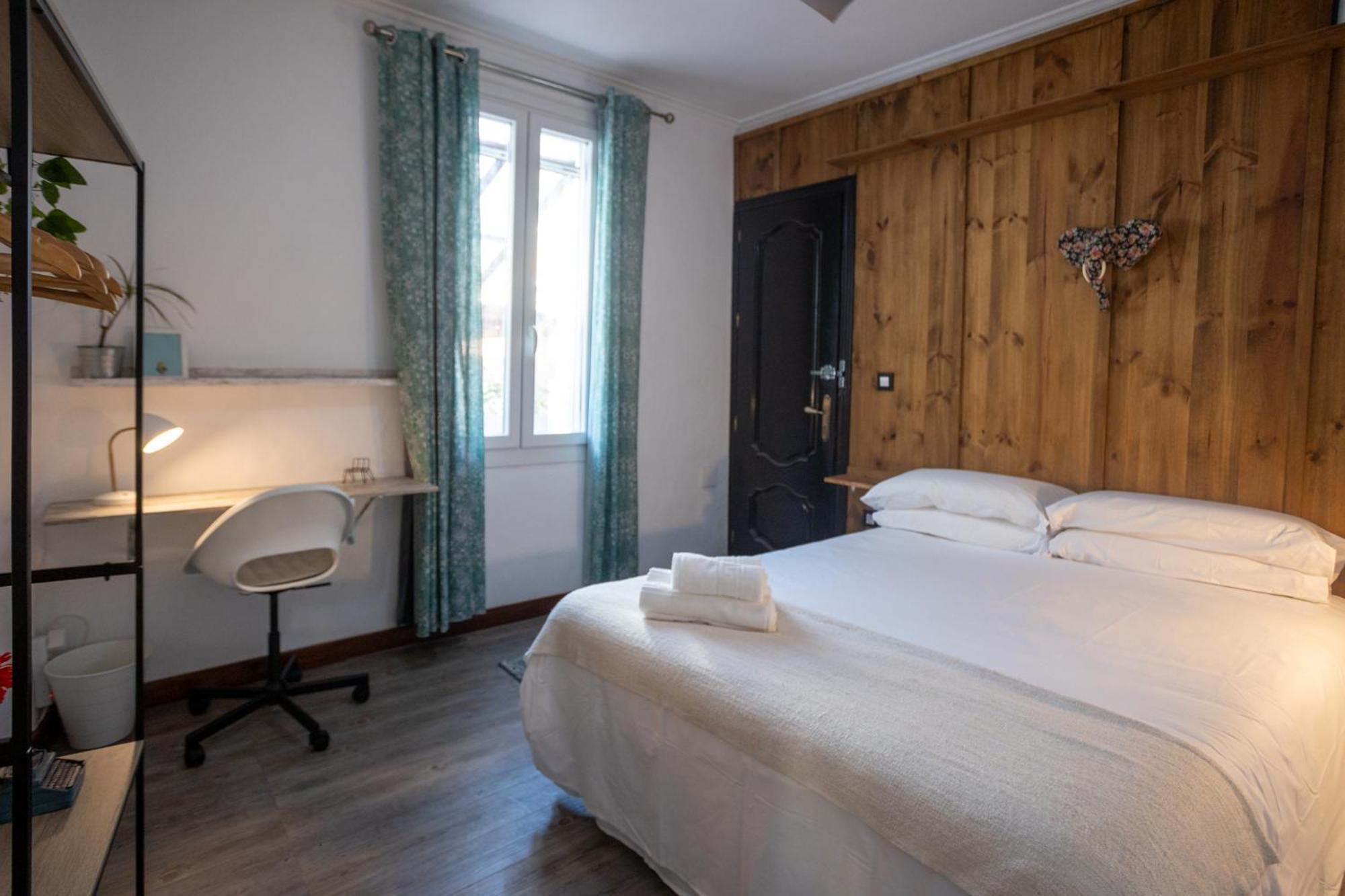 Naim Guest House Malaga Centro Esterno foto