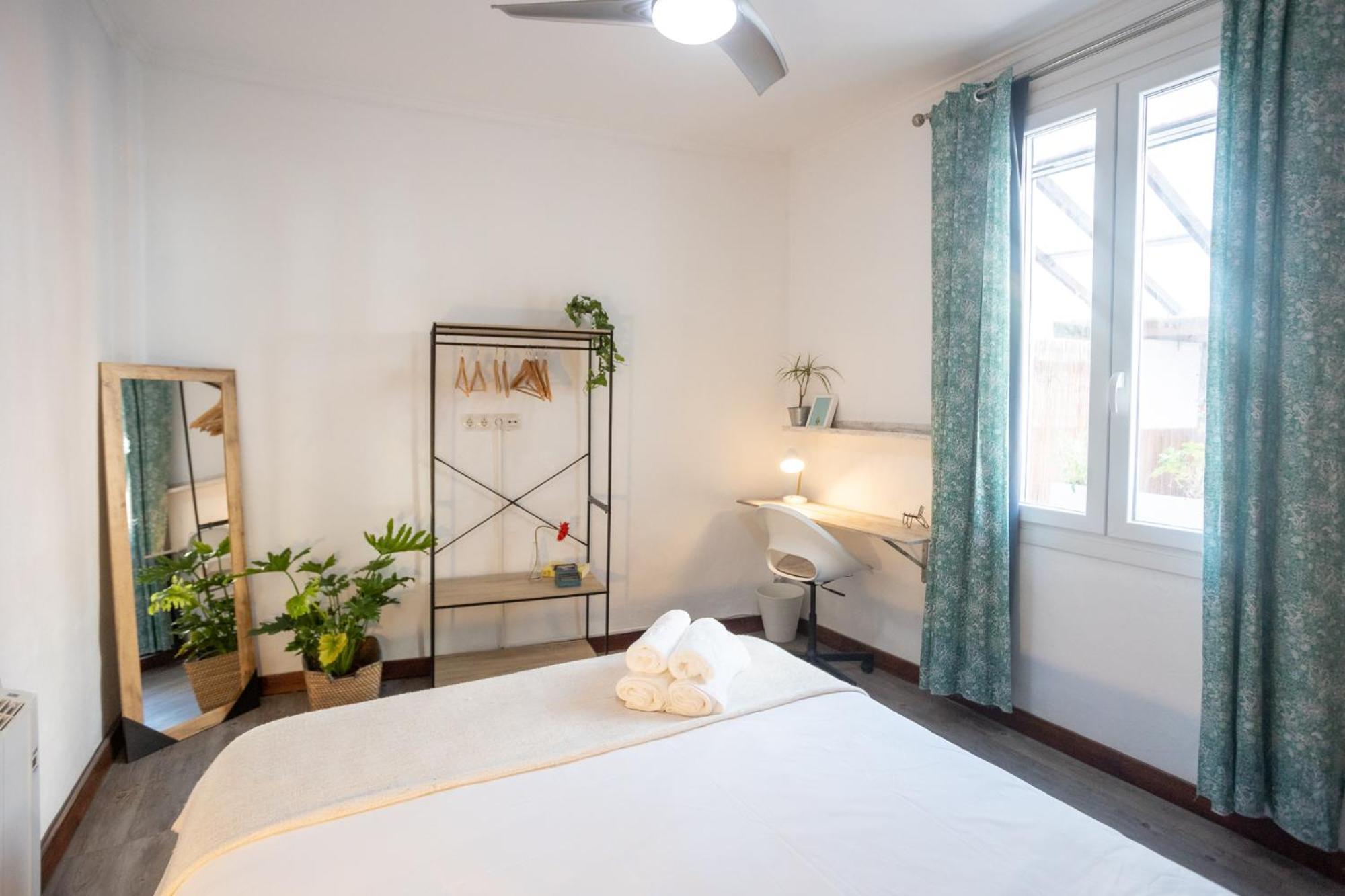 Naim Guest House Malaga Centro Esterno foto